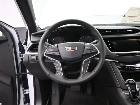 New 2025 Cadillac XT5 Premium Luxury w/ Technology Package image 27