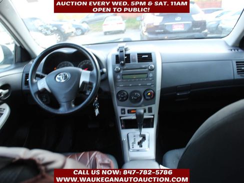 Used 2010 Toyota Corolla S image 8
