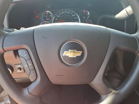 Used 2023 Chevrolet Express 3500 LT w/ LT Preferred Equipment Group RWD image 12