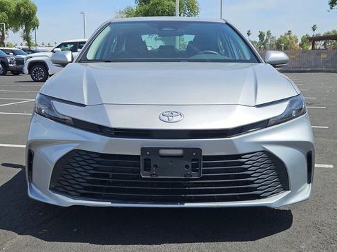 Used 2025 Toyota Camry LE FWD image 2