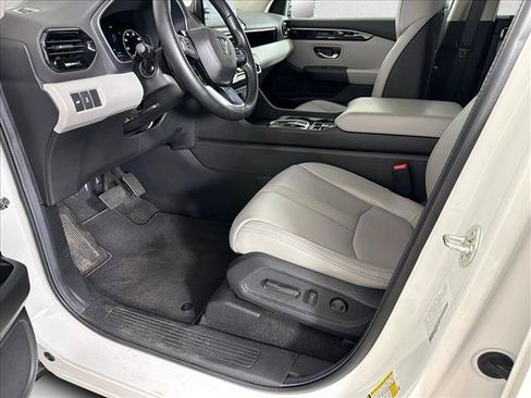 Used 2024 Honda Pilot EX-L image 9