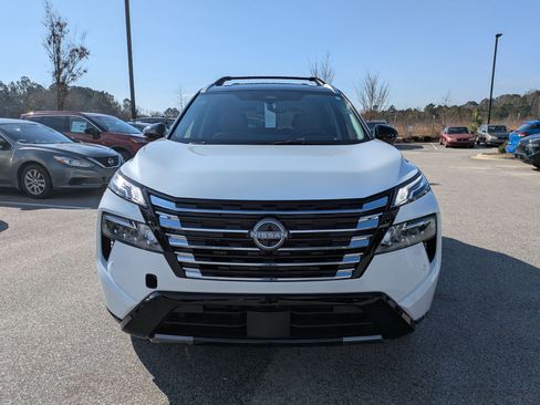 New 2026 Nissan Rogue Platinum w/ Platinum Premium Package AWD/4WD image 9