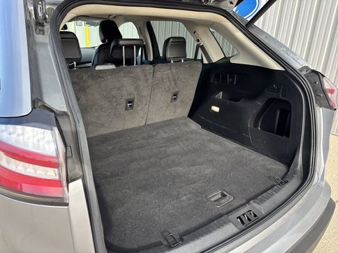 Used 2022 Ford Edge SEL w/ Convenience Package image 30