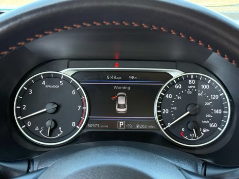 Used 2025 Nissan Sentra SR FWD image 19