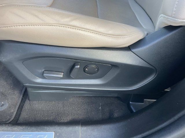 Used 2023 Ford Explorer Limited w/ Limited Technology Package AWD/4WD image 27