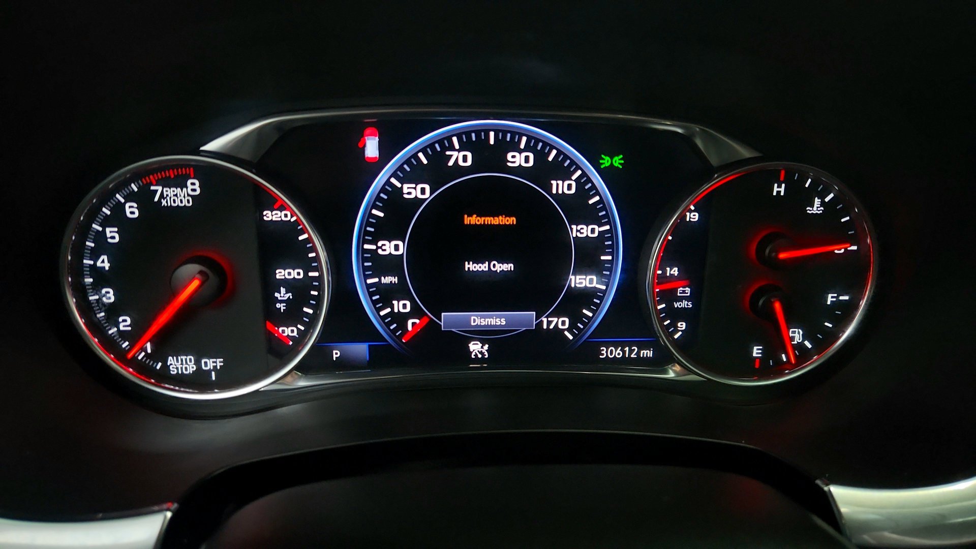 Used 2023 Chevrolet Traverse Premier w/ Redline Edition FWD image 5