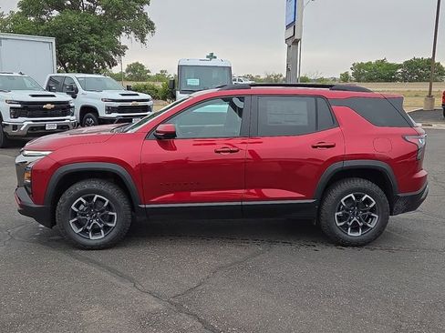 New 2026 Chevrolet Equinox ACTIV FWD image 2