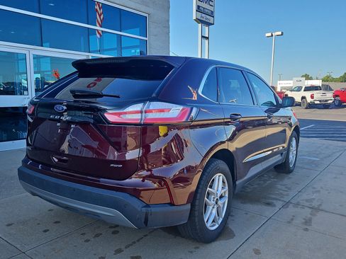 Used 2024 Ford Edge SEL image 4