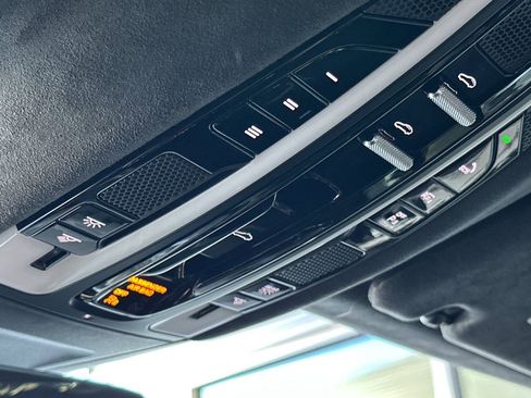 Certified 2022 Porsche Panamera Turbo S AWD/4WD image 21