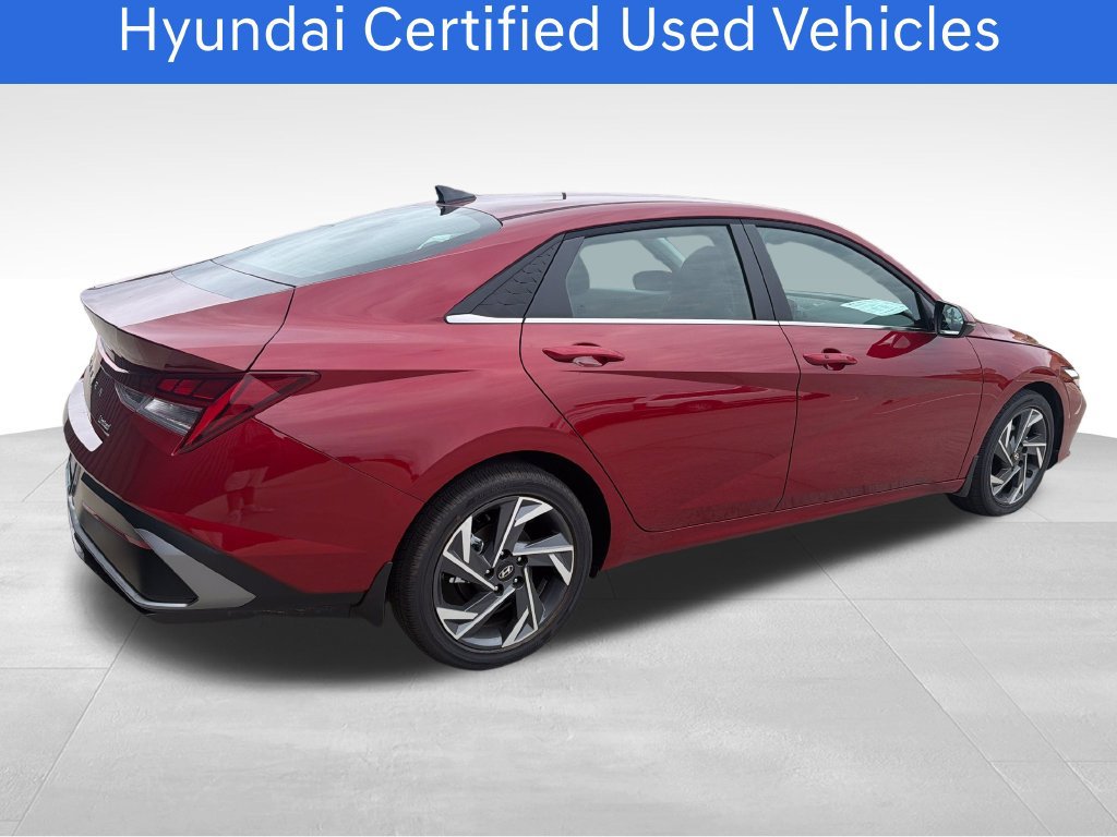 Certified 2026 Hyundai Elantra Limited FWD image 6
