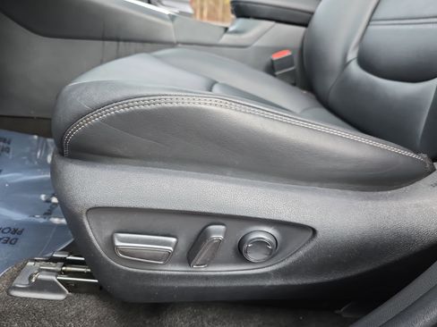 Certified 2022 Toyota RAV4 XLE Premium image 28