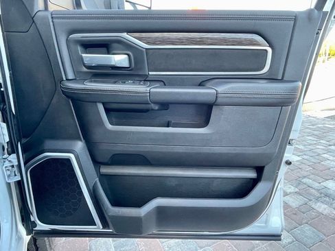 Used 2020 RAM 3500 Laramie image 43
