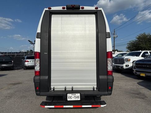 Used 2024 RAM ProMaster 3500 w/ Delivery Van Package FWD image 5