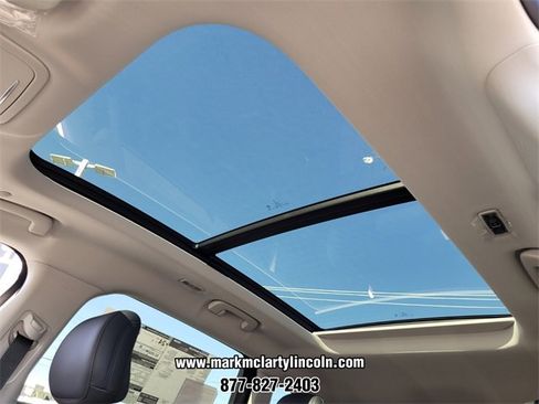 New 2026 Lincoln Nautilus Reserve image 14