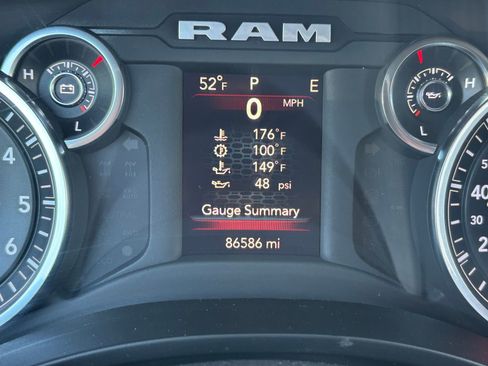 Used 2023 RAM 1500 Big Horn AWD/4WD image 24