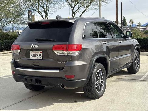 Used 2019 Jeep Grand Cherokee Limited w/ Trailer Tow Group IV image 3
