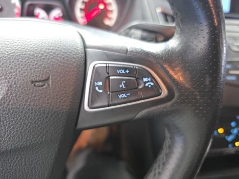 Used 2017 Ford Focus ST FWD image 22