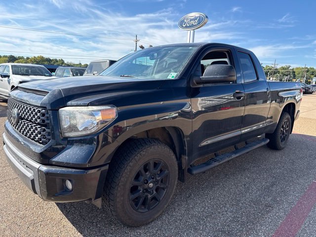 Used 2020 Toyota Tundra SR5 w/ SX Package RWD image 3