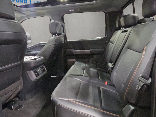 Used 2021 Chevrolet Silverado 1500 LT AWD/4WD image 20