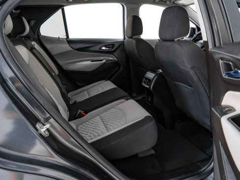 Used 2021 Chevrolet Equinox LS w/ LS Convenience Package FWD image 34