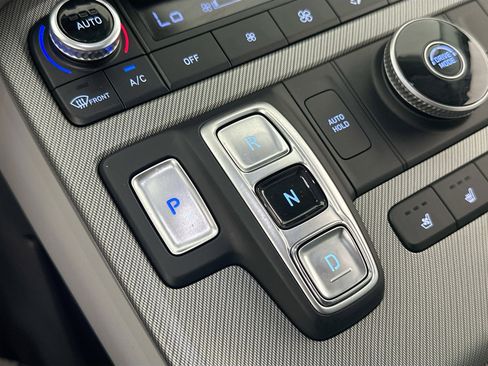 Used 2023 Hyundai Palisade SEL FWD image 17