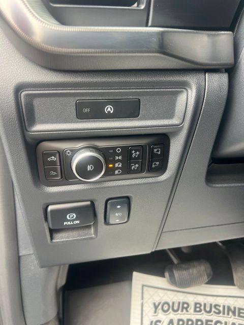 Used 2025 Ford F150 Raptor AWD/4WD image 31