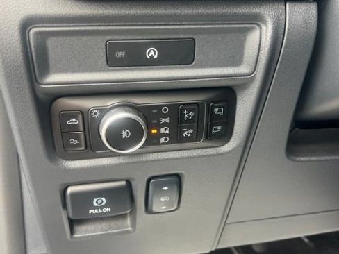 Used 2025 Ford F150 Raptor AWD/4WD image 31