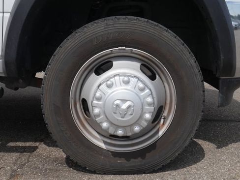 Used 2021 RAM 5500 Tradesman w/ Chrome Appearance Group AWD/4WD image 13