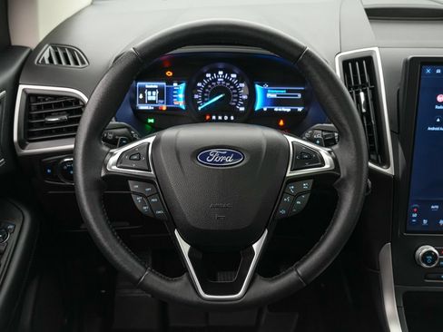 Certified 2024 Ford Edge SEL w/ Convenience Package AWD/4WD image 13