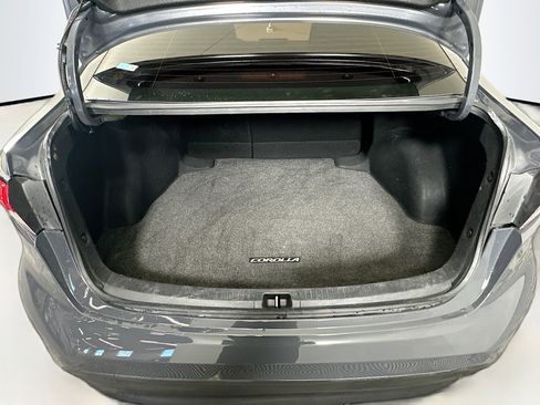 Used 2023 Toyota Corolla LE w/ Carpet Mat Package (TMS) FWD image 26