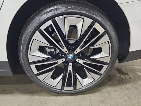 New 2026 BMW 530i xDrive AWD/4WD image 34