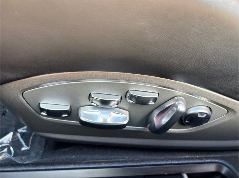 Used 2018 Porsche 718 Cayman GTS RWD image 18