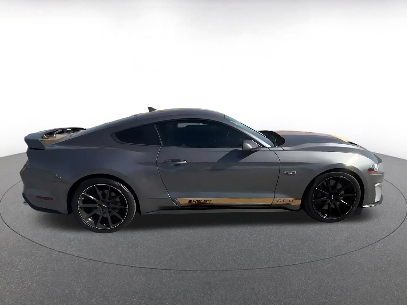 Used 2022 Ford Mustang GT Premium w/ GT Performance Package RWD image 15