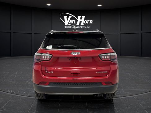 Used 2018 Jeep Compass Limited w/ Navigation Group AWD/4WD image 6