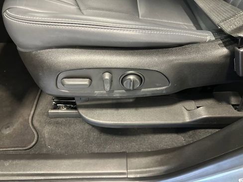 Used 2023 Buick Enclave Essence w/ Experience Buick Package image 27