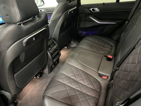 Used 2024 BMW X5 xDrive40i w/ M Sport Package AWD/4WD image 13