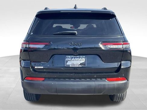 Used 2024 Jeep Grand Cherokee L Laredo image 6