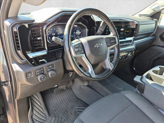 Used 2024 Chevrolet Silverado 1500 RST AWD/4WD image 9
