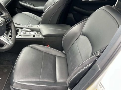 Certified 2025 INFINITI QX50 Sport image 16