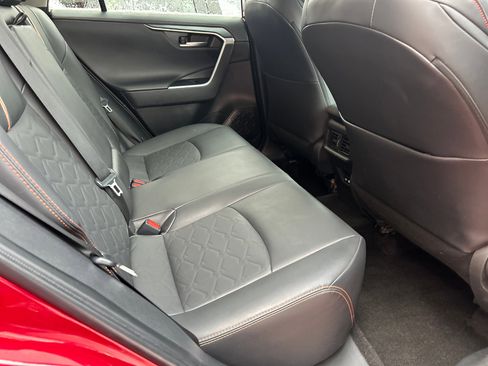 Used 2024 Toyota RAV4 Adventure image 15