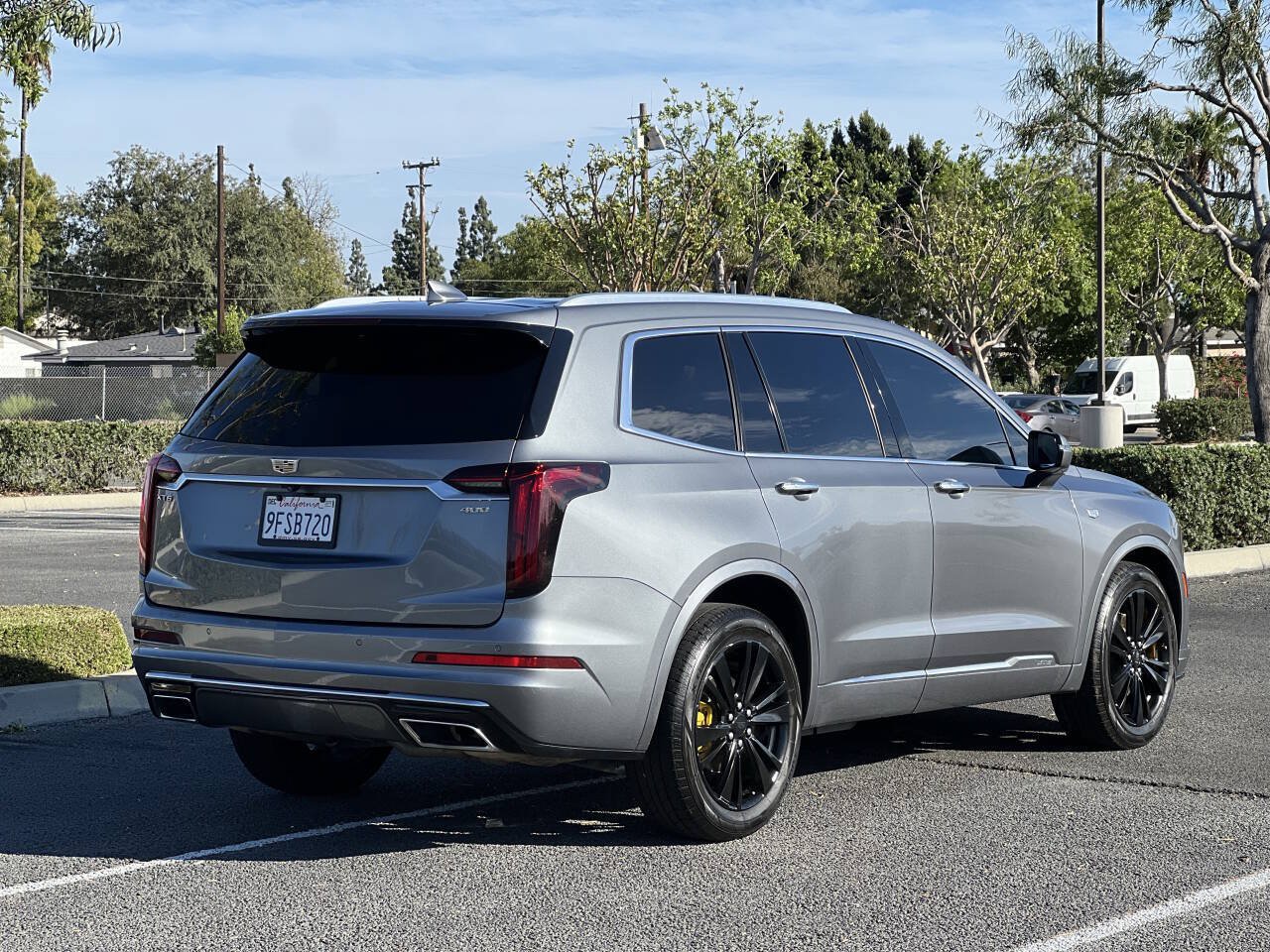 Used 2022 Cadillac XT6 Premium Luxury FWD image 4