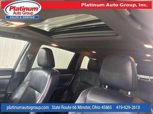 Used 2018 Toyota Highlander Limited image 20