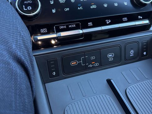 Used 2025 Hyundai Santa Fe Calligraphy image 33