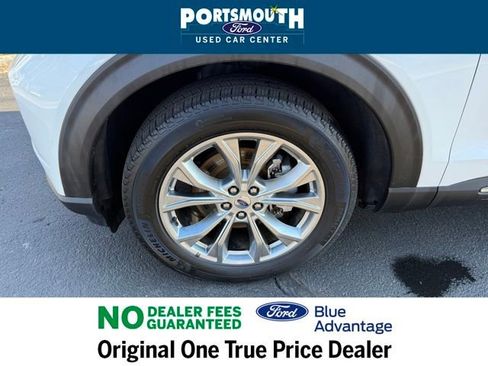 Certified 2022 Ford Explorer XLT w/ Equipment Group 202A image 34