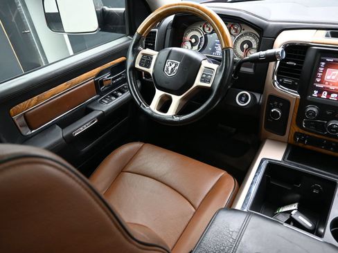 Used 2015 RAM 2500 Longhorn w/ Convenience Group AWD/4WD image 24