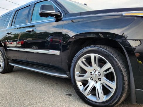 Used 2015 Cadillac Escalade ESV Luxury image 18