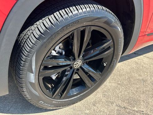 Used 2023 Volkswagen Atlas Cross Sport SEL R-Line image 41