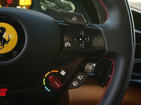Used 2025 Ferrari Purosangue AWD/4WD image 28