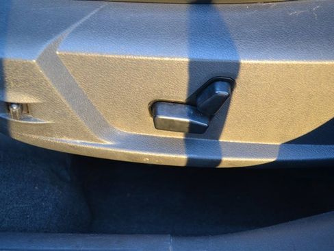 Used 2008 Chrysler 300 C image 11