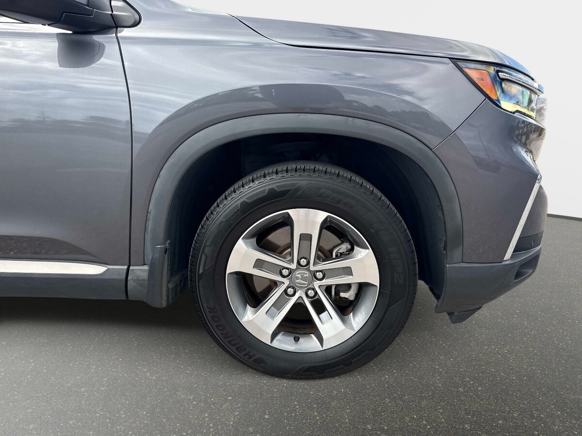 Used 2024 Honda Pilot EX-L image 10